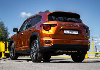Подержанный автомобиль Haval H7 2025 года (13 фото)