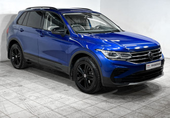 Подержанный автомобиль Volkswagen Tiguan 2021 года (3 фото)