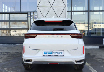 Подержанный автомобиль Exeed LX 2022 года (6 фото)