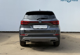 Подержанный автомобиль Changan CS75 2022 года (6 фото)