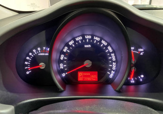 Подержанный автомобиль Kia Sportage 2015 года (15 фото)