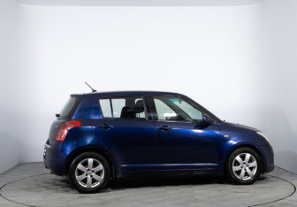 Подержанный автомобиль Suzuki Swift Hatchback 2008 года (4 фото)