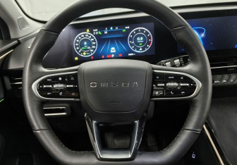 Подержанный автомобиль Omoda C5 2023 года (12 фото)
