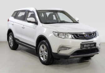 Подержанный автомобиль Geely Atlas 2018 года (3 фото)