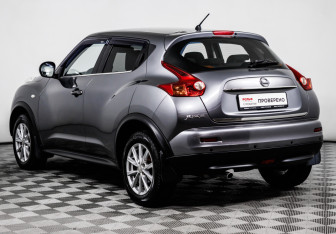 Подержанный автомобиль Nissan Juke 2014 года (7 фото)