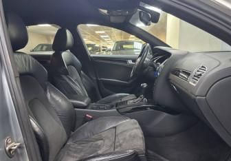 Подержанный автомобиль Audi A4 Sedan 2008 года (10 фото)