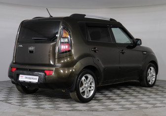 Подержанный автомобиль Kia Soul 2010 года (5 фото)