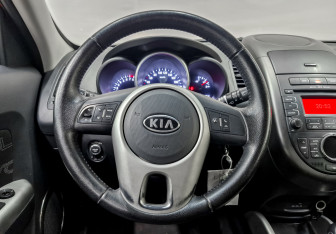 Подержанный автомобиль Kia Soul 2012 года (21 фото)