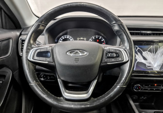 Подержанный автомобиль Chery Tiggo 4 2022 года (21 фото)