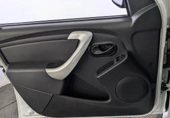 Подержанный автомобиль LADA (ВАЗ) Largus Wagon 2021 года (19 фото)