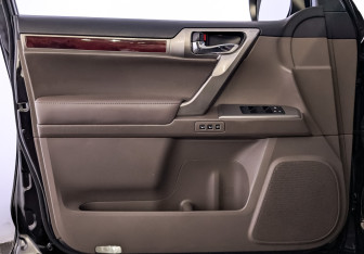 Подержанный автомобиль Lexus GX 2013 года (19 фото)