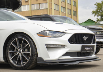 Подержанный автомобиль Ford Mustang Coupe 2020 года (33 фото)