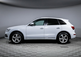 Подержанный автомобиль Audi Q5 2015 года (8 фото)