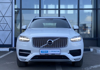 Подержанный автомобиль Volvo XC90 2017 года (2 фото)