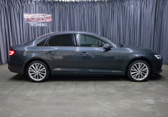 Подержанный автомобиль Audi A4 Sedan 2019 года (4 фото)