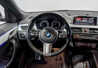 Подержанный автомобиль BMW X2 2020 года (22 фото)