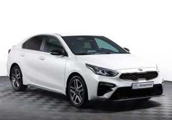Подержанный автомобиль Kia Cerato Sedan 2021 года (3 фото)