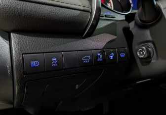 Подержанный автомобиль Toyota Camry Sedan 2020 года (21 фото)