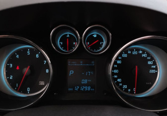 Подержанный автомобиль Changan CS35 2014 года (13 фото)