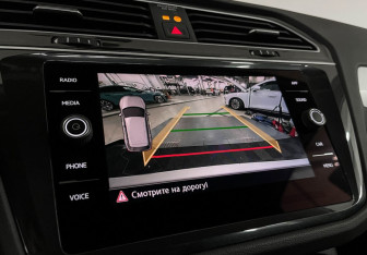 Подержанный автомобиль Volkswagen Tiguan 2020 года (14 фото)