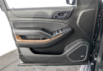 Подержанный автомобиль Chevrolet Tahoe 2020 года (20 фото)