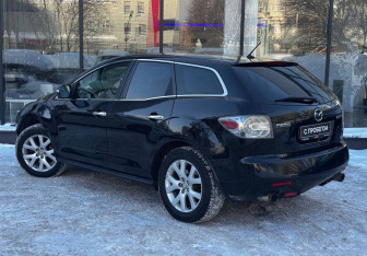 Подержанный автомобиль Mazda CX-7 2008 года (6 фото)