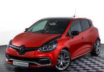 Подержанный автомобиль Renault Clio RS 2014 года (26 фото)