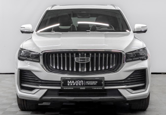 Подержанный автомобиль Geely Monjaro 2023 года (2 фото)