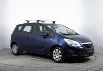 Подержанный автомобиль Opel Meriva 2011 года (3 фото)