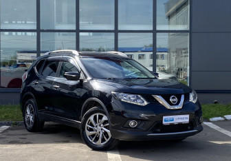 Подержанный автомобиль Nissan X-Trail 2016 года (3 фото)