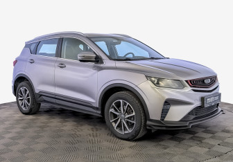 Подержанный автомобиль Geely Coolray 2022 года (3 фото)