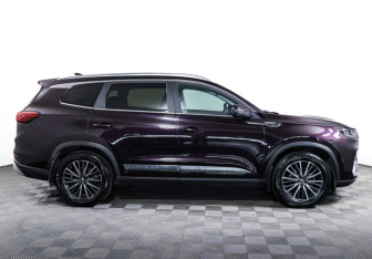 Подержанный автомобиль Chery Tiggo 8 Pro 2022 года (4 фото)