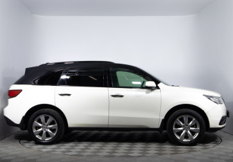 Подержанный автомобиль Acura MDX 2014 года (4 фото)