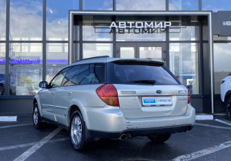 Подержанный автомобиль Subaru Outback Wagon 2006 года (6 фото)