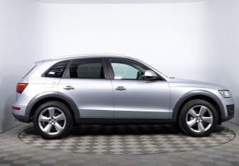 Подержанный автомобиль Audi Q5 2015 года (4 фото)