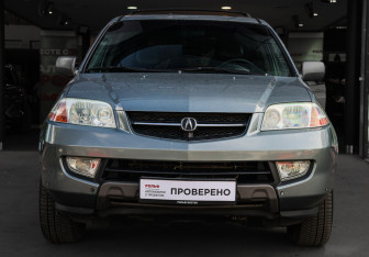 Подержанный автомобиль Acura MDX 2002 года (2 фото)