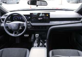 Новый Toyota Camry Sedan 2025 (33 фото)