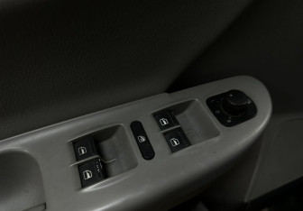 Подержанный автомобиль Volkswagen Passat Sedan 2008 года (16 фото)