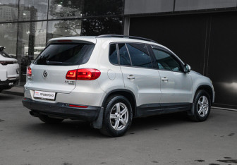 Подержанный автомобиль Volkswagen Tiguan 2013 года (3 фото)