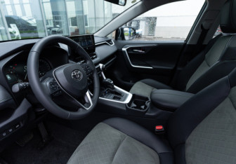 Новый Toyota RAV4 2025 (26 фото)