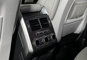 Подержанный автомобиль Land Rover Range Rover Sport 2014 года (36 фото)