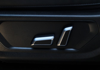 Подержанный автомобиль Haval H3 2024 года (15 фото)