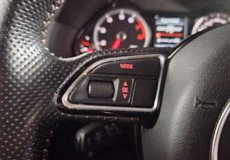 Подержанный автомобиль Audi Q5 2015 года (14 фото)