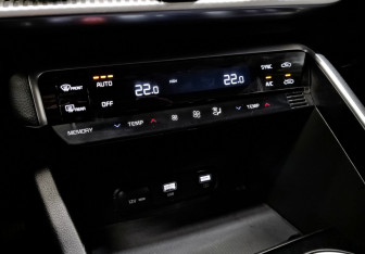 Подержанный автомобиль Kia K5 2021 года (27 фото)