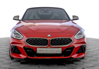 Подержанный автомобиль BMW Z4 Roadster 2021 года (10 фото)