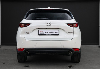 Подержанный автомобиль Mazda CX-5 2021 года (5 фото)