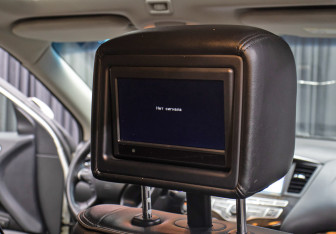 Подержанный автомобиль Infiniti QX60 2014 года (22 фото)