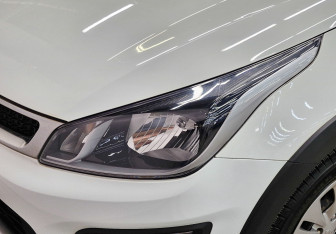 Подержанный автомобиль Kia Rio Hatchback 2018 года (11 фото)