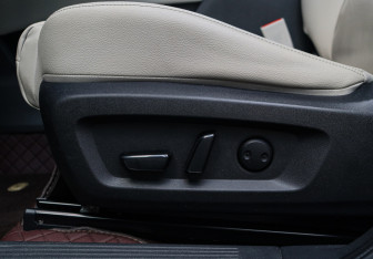 Подержанный автомобиль Nissan X-Trail 2021 года (19 фото)