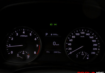 Подержанный автомобиль Hyundai i30 Hatchback 2022 года (11 фото)